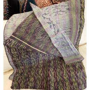 Pañuelo Cuadrado Vintage de Satén con Estampado Digital a Mano, Georgette Viscosa Chiffon, Paisaje Tierrañón, Patrón de Leopardo, Invierno - Product Image 5