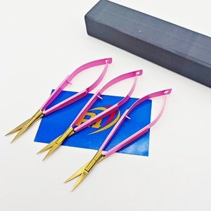 Ciseaux à ongles en acier inoxydable de couleur rose avec lames dorées incurvées et pointues, ciseaux à cuticules pour manucure - Product Image 1