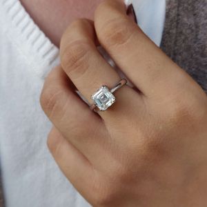เพชรสำหรับปลูกในห้องปฏิบัติการ Asscher ทอง10K ได้รับการรับรองสำหรับผู้หญิง IGI สำหรับงานแต่งงานงานหมั้นและงานเลี้ยง - Product Image 2