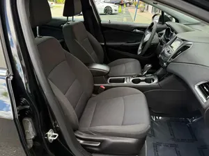 Chevrolet Cruze LT 2019 d'occasion - Product Image 2