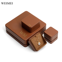 Boîte d'emballage de bijoux de luxe WEIMEI en cuir marron avec intérieur en velours, fermeture à rabat