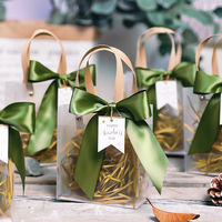 Ensemble de cadeaux personnalisés : éventail en bois, mini miroir de poche, sac en toile, flacon de parfum, cadeau personnalisé pour les invités