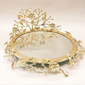 Soporte de postre de varios niveles dorado, exhibición de pastel de boda, diseño moderno, niveles flotantes, arreglo personalizable, venta al por mayor. - Product Image 3