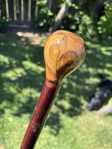 ไม้เท้าเรซินไม้กันลื่นที่มีด้ามจับแข็งแรงหลายรูปทรงสำหรับผู้สูงอายุที่ฟื้นฟู - Product Image 6