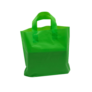 Bolsa de compras de plástico con asa de bucle suave esmerilada verde de alta densidad, precio al por mayor, refuerzos inferiores expandibles hechos de HDPE - Product Image 1