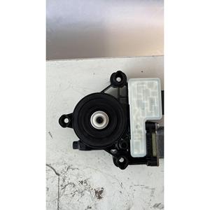 Moteur électrique de lève-vitre arrière droit SKODA Octavia S.Wagon 5ème Série (5E5) (16>20) 5Q0959812A CPW - Product Image 5