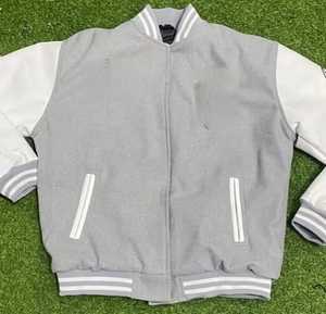 Personnalisable Vintage Varsity Jacket 100% Laine Logo Brodé sur le devant Taille XS Fermeture à Glissière Hiver Oem Service - Product Image 1