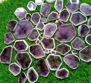 Vente en gros lot de 100% naturel de haute qualité améthyste tranche Cabochon forme fantaisie pierre précieuse polie pour la fabrication de bijoux - Product Image 2