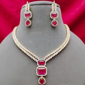 Ensemble de collier plaqué or et argent de créateur AD Stone de superbe qualité avec boucles d'oreilles Collection de vêtements de fête pour femmes et filles - Product Image 1