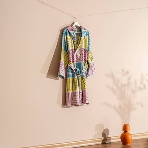 Albornoz Turco con Forro de Felpa Arcoíris, Rayas Multicolores, con Capucha, 100% Algodón - Product Image 2
