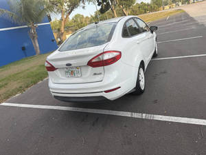 Mejor Auto Usado 2015 Ford Fiesta S LHD - Product Image 6