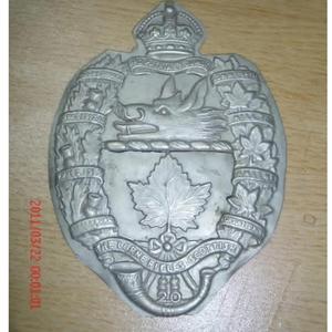 Insignia de la Armada Británica, Trompetas de Caballería Cruzadas, Latón, Insignia de Profesionalidad, a menudo colocada en el brazo derecho superior del uniforme - Product Image 2