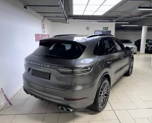 PORSCHE CAYENNE TURBO 2022 d'occasion en excellent état - À vendre - Product Image 3