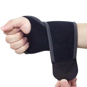 สายรัดข้อมือและผ้าพันข้อมือแบบระบายอากาศได้สำหรับฟิตเนสและยกน้ำหนัก ยี่ห้อ MESS SPORTS รับผลิตตามสั่ง ขายส่ง สำหรับทุกเพศ - Product Image 1