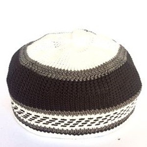 Caps de prière _ bonnet de prière pour hommes en broderie islamique sur mesure - Product Image 1