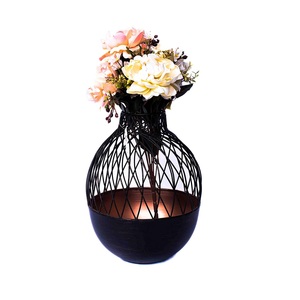 Jarrones de Alambre de Hierro Negro con Acabado Antiguo, Jarrones de Flores Hechos a Mano para Decoración del Hogar con Metal de la Más Alta Calidad - Product Image 1