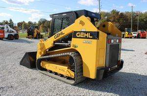 Chargeur compact sur chenilles Gehl RT215 à moteur diesel haute puissance, levage élevé, hydraulique haute efficacité pour la construction - Product Image 5