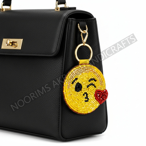 Porte-clés perlé personnalisable – Couleurs tendance pour clés de voiture – Fourniture en gros OEM pour la rentrée scolaire - Product Image 3