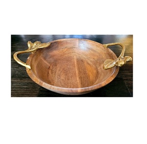 Vente en gros bol en bois Design Antique avec la meilleure qualité et la meilleure qualité bol en bois avec poignée en forme de feuille pièce de luxe - Product Image 3
