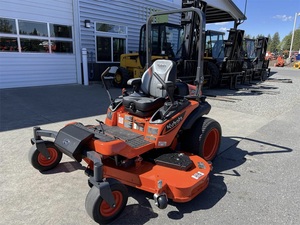 Tondeuse à rayon de braquage zéro Kubota ZD1221-Options diesel et gaz puissantes pour l'aménagement paysager professionnel - Product Image 5