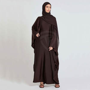 Mujeres Abaya Último diseño Abayas personalizadas Hecho en Pakistán Disponible a granel para la venta a precios razonables - Product Image 2