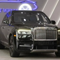 Nouvelles caractéristiques uniques et améliorations - Rolls Royce Cullinan d'occasion, modèle 2021, essence, couleur noire, voitures prêtes à rouler