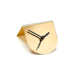 Horloge de table moderne en triangle doré, design minimaliste, géométrique, horloge de bureau, accent métallique, élégante, décoration de bureau, chambre à coucher, maison - Product Image 2