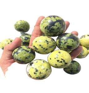 Haute Qualité REIKI Guérison Sculpté Mascotte Rare Vert Lizardite Sphère Pierre Semi-Précieuse Pierre Gemme pour Feng Shui Décor À La Maison - Product Image 1