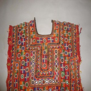 Vintage Espejo Trabajo Tribal Cuello Yoke Bordado Apliques Parche Costura Blusa Banjara Chica Ropa de Moda Último Estilo Gratis - Product Image 2