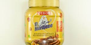 Pâte à tartiner au chocolat et aux noisettes El Mord.jene d'Algérie en vente - Product Image 3