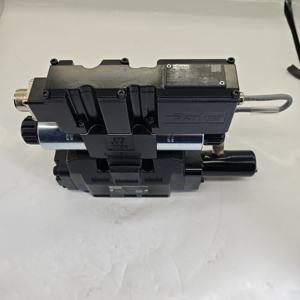 D3W004CNJW42 Directional <b>Control</b> <b>Valve</b> D1VW001 D1VW002 D1VW003 D3W020BNJW42 D3W20DNGW30 - Product Image 5