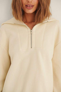 เสื้อสเวตเชิ้ตผู้หญิง ผ้าคอตตอน 100% ผลิตจากผ้าคุณภาพดี รับผลิตตามสั่ง พร้อมบริการสกรีนโลโก้ - Product Image 5