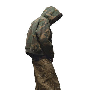 Sudaderas con Capucha y Cremallera de Camuflaje Desgastado Personalizadas al por Mayor, Sudaderas con Capucha de Camuflaje de Moda Otoñal Cálidas y Holgadas, Personalización OEM para Hombre - Product Image 2