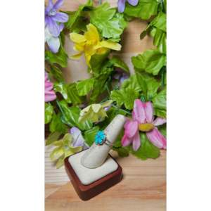 Zuni Handmade Fine Jewelry Kingman Turquoise & Sterling <b>Silver</b> Cluster <b>Statement</b> <b>Ring</b> for Everyday Wear - Product Image 3