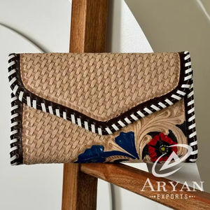 Portefeuille en cuir sculpté usiné à la main pochette étui de téléphone portefeuille élégant fleur de soleil occidental pour les femmes - Product Image 1