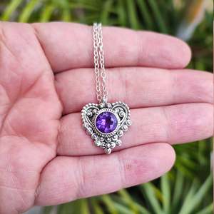 Collier pendentif en argent sterling et améthyste naturelle fait main, pierre précieuse violette, cadeau pour maman, anniversaire, Noël - Product Image 5