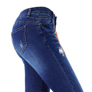 Nuevos Diseños de Pantalones Vaqueros de Mezclilla con Logotipo Personalizado y Bolsillos, Pantalones Vaqueros de Algodón OEM al por Mayor para Mujer - Product Image 5