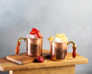 Tasse en cuivre pour tasse de Mule de boisson d'intérieur avec poignées en bois Design de haute finition Tasse d'accessoires de barre de dessus de Table - Product Image 2