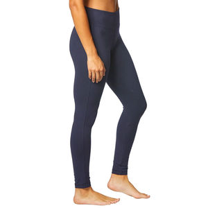 Leggings de gran tamaño de punto sostenibles y transpirables para mujer de alta calidad con logotipo personalizado OEM disponibles a precios al por mayor con logotipo en la cintura para gimnasio - Product Image 3