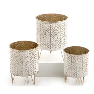 Jarrones de Flores con Acabado Antiguo, Jarrones Hechos a Mano, Jarrón de Flores de Metal Chapado en Oro de Diseño, Pulido Brillante para Decoración de Bodas - Product Image 6