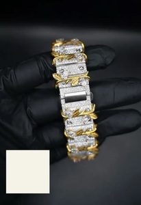 กล่องใส่นาฬิกาสแตนเลสประดับเพชรเต็มเรือนหน้าปัดแก้ว VVS Moissanite ประดับเพชรเต็มเรือน - Product Image 3