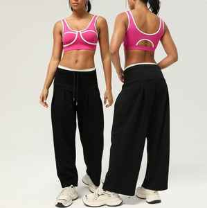 Logo personnalisé 2 pièces ventre contrôle ensemble de vêtements de sport sans couture dos croisé Yoga hauts Scrunch bout à bout jambières d'entraînement pour les femmes - Product Image 3