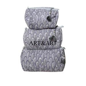 Ensemble de 3 pochettes zippées en coton matelassé cousues à la main, fabriquées traditionnellement avec logo personnalisé, sac de maquillage écologique - Product Image 6