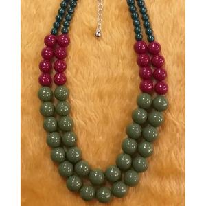 Collar de resina con cuentas coloridas, aspecto de moda hecho a mano grueso para mujer - Product Image 1