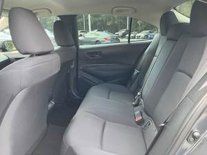 Toyota Corolla LE CVT 2023 d'occasion, conduite à gauche, boîte automatique 6 vitesses de haute qualité, toit ouvrant électrique, système de navigation - Product Image 2