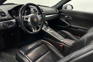 Por-sc-he Cayman 2016 certifié propre et en bon état - Product Image 4