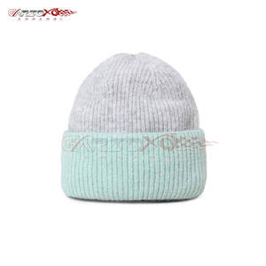 Bonnet d'hiver extérieur pour femmes tricot épais et chaud pour la randonnée, le ski et le camping Bonnet de tous les jours pour femmes - Product Image 5