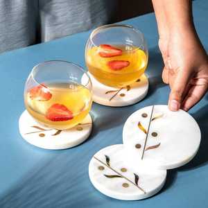Dessous de verre en marbre pour accessoires décoratifs de table de thé de restaurant Sous-verres en marbre blanc avec tapis en pierre en laiton - Product Image 4