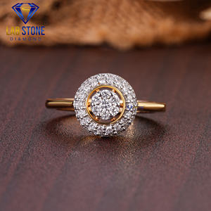 แหวนเพชรสำหรับปาร์ตี้ในแล็บหินกลม0.53 TDW 18kt EF-VS สีเหลืองทอง - Product Image 1