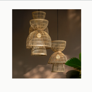 Abat-jour en rotin fait à la main, luminaire suspendu en bambou tressé, abat-jour décoratif pour la maison et le restaurant - Product Image 1